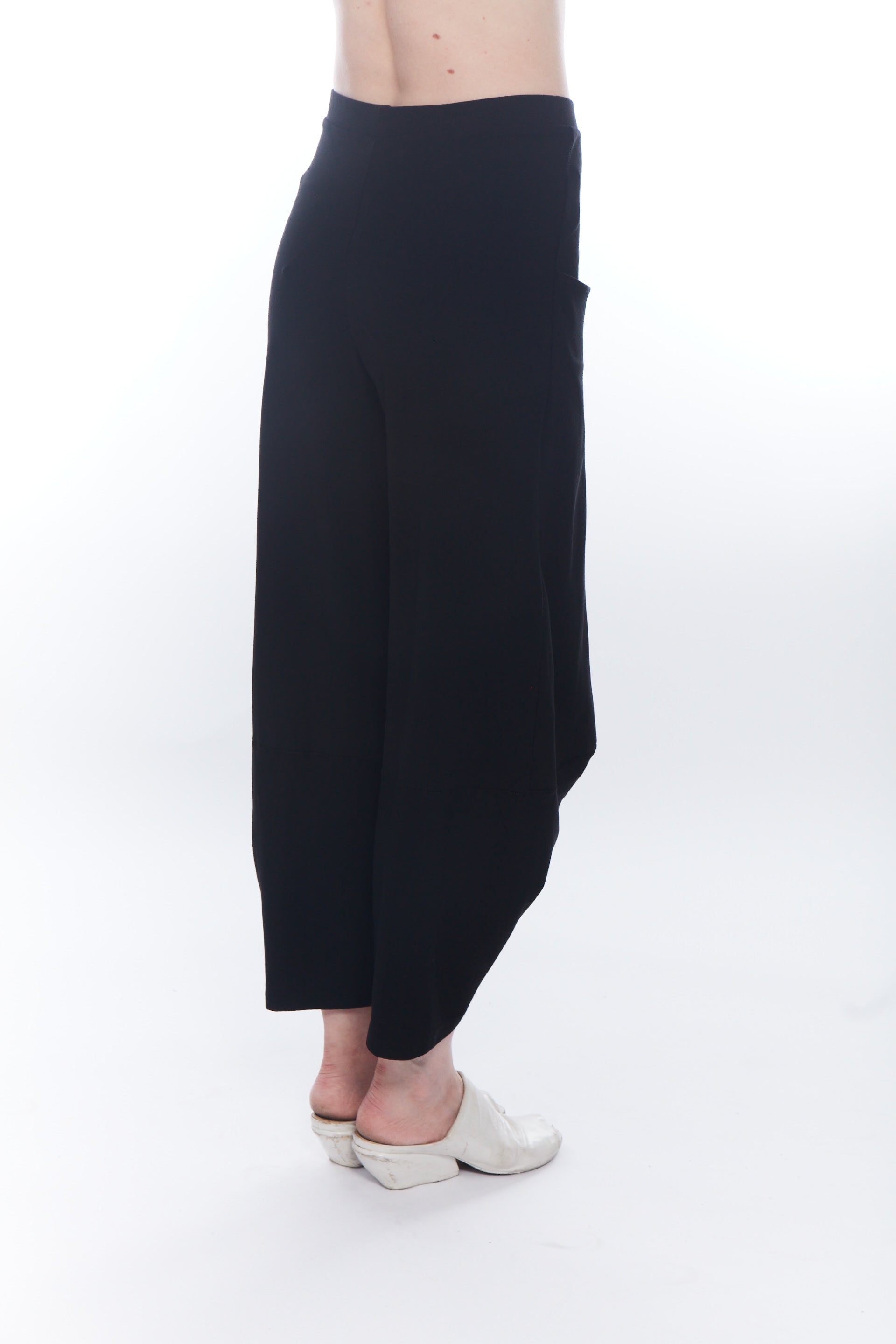 Cloche Pant – MATTHILDUR